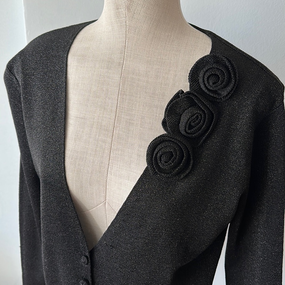 Black flower bud lined sparkling cardigan